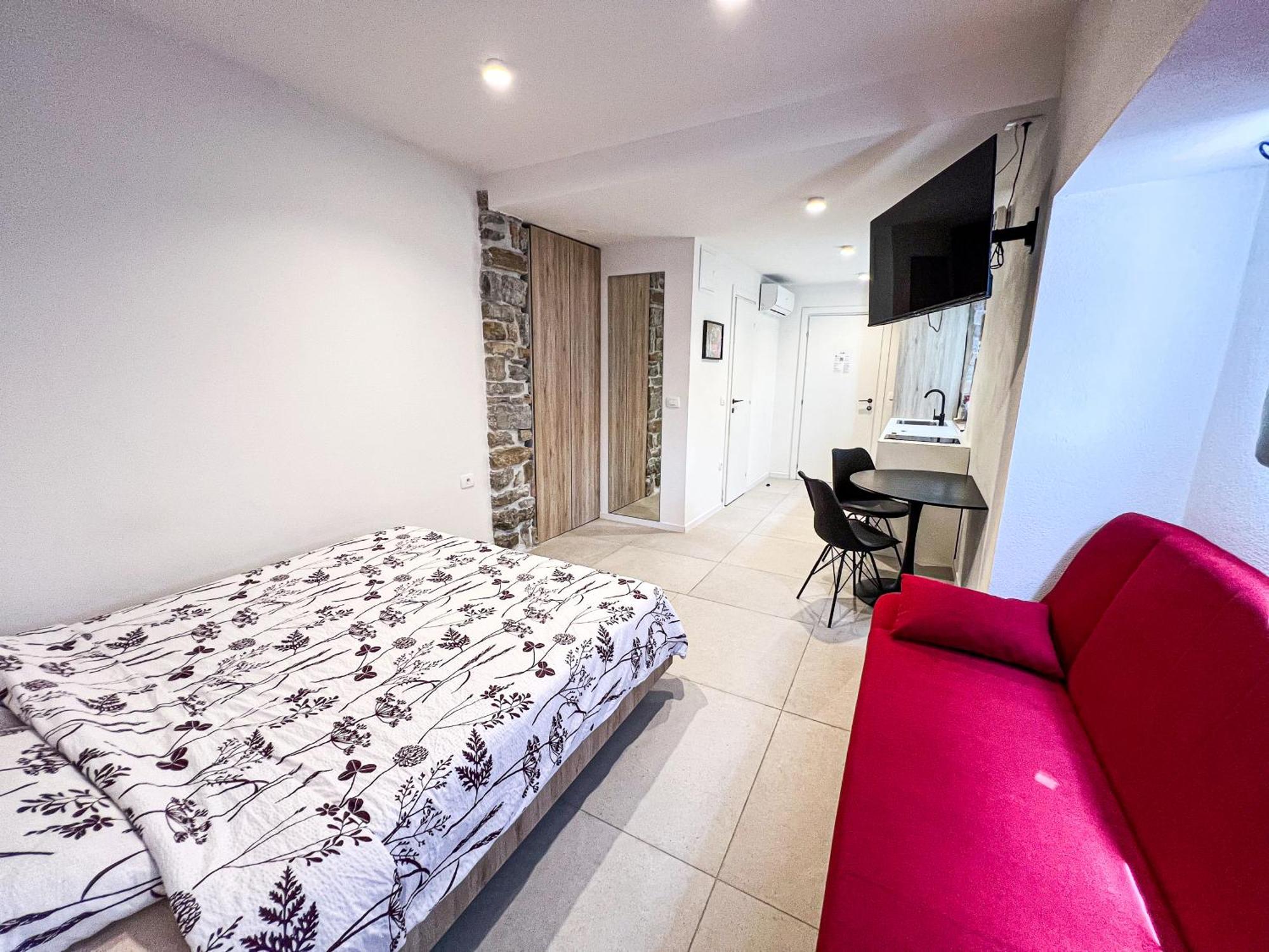 Damir Skomina Apartments Koper Exterior foto